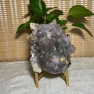 Zeolite Natural Stone On Stand